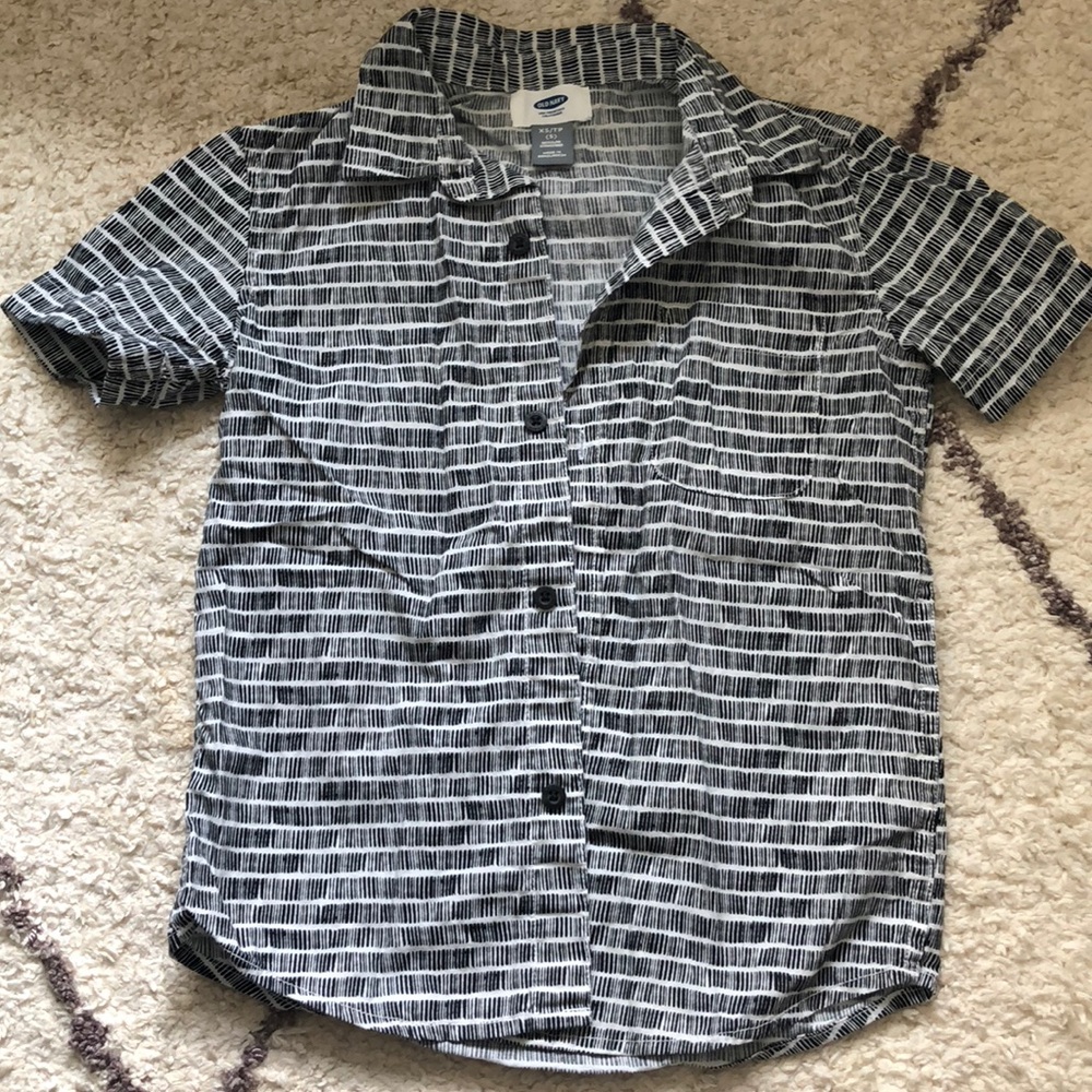 Boys short sleeve button down